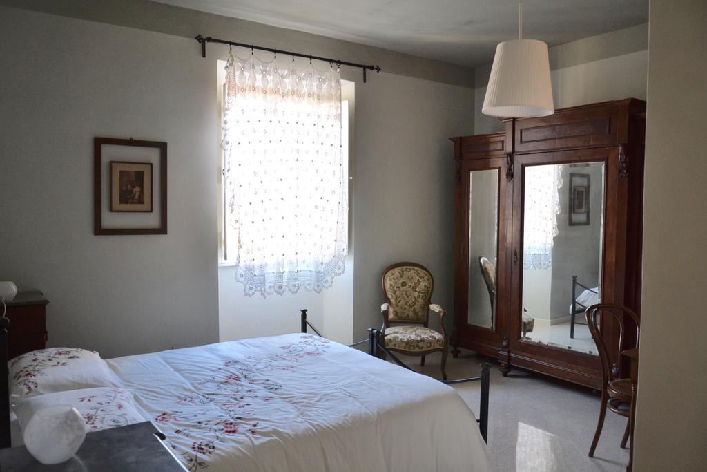 B&B I Due Gelsi Monte Libretti Habitación foto